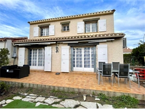 villa à la vente -   66100  PERPIGNAN, surface 145 m2 vente villa - UBI415269570